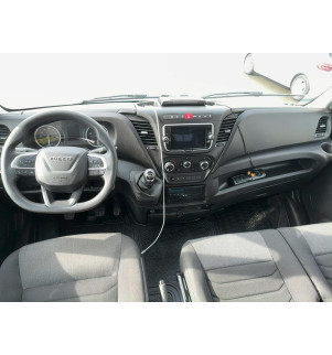 IVECO DAILY 7.5T DOUBLE CABINE 7 PLACES