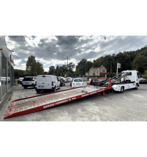 Camion de depannage Renault Midlum 220